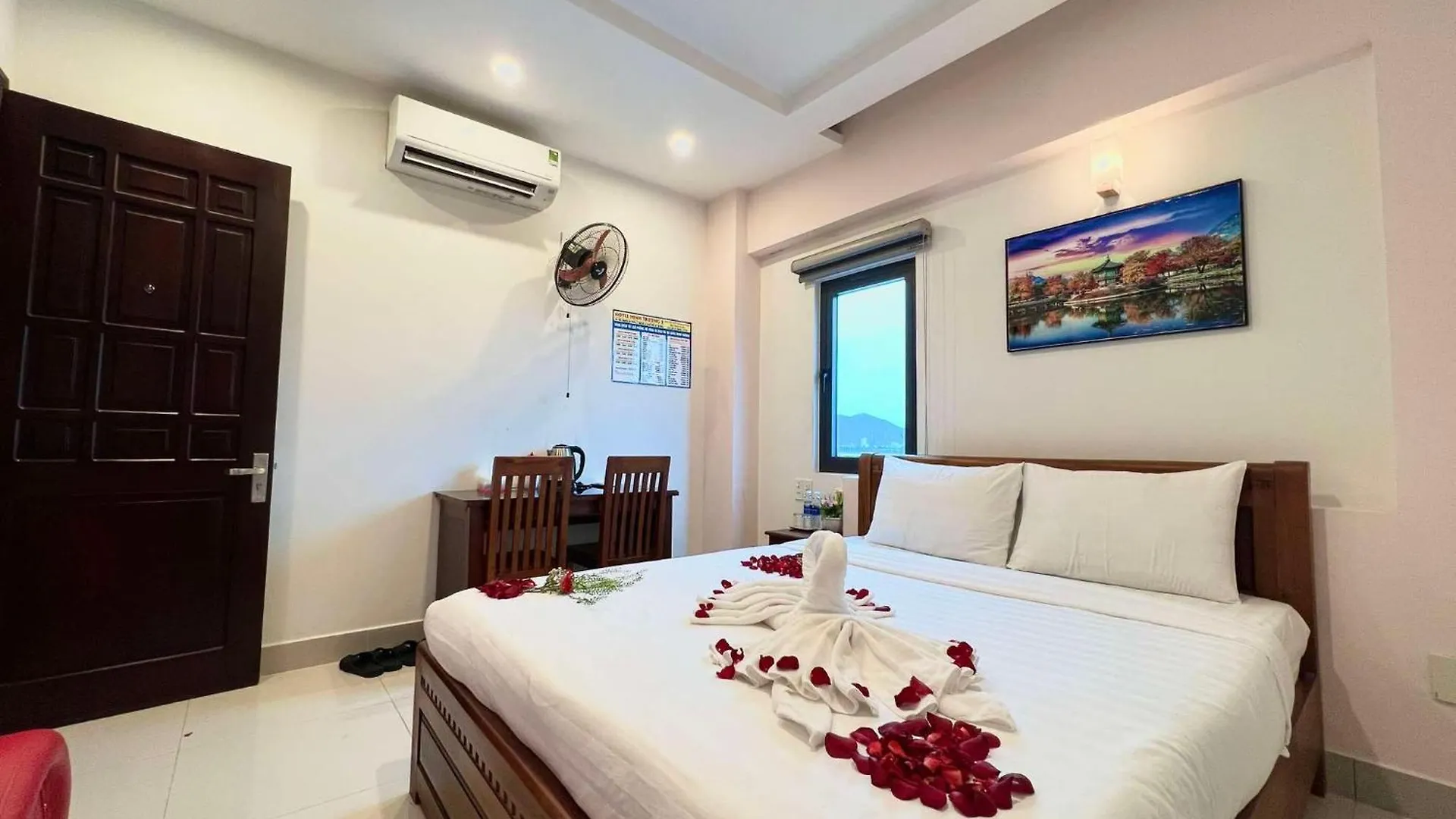 Minh Truong 2 Hotel Da Nang 0*,  Vietnam