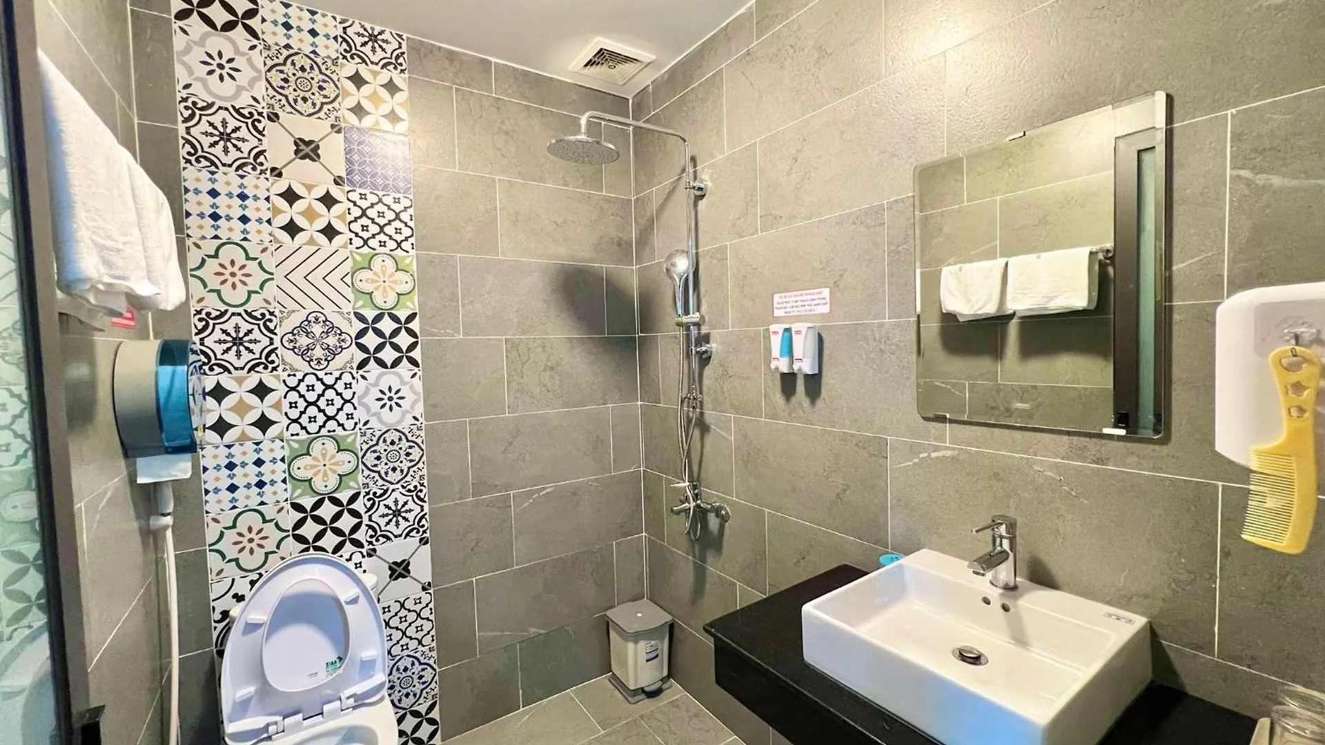 Minh Truong 2 Hotel Ντα Νανγκ 0*,  Βιετνάμ